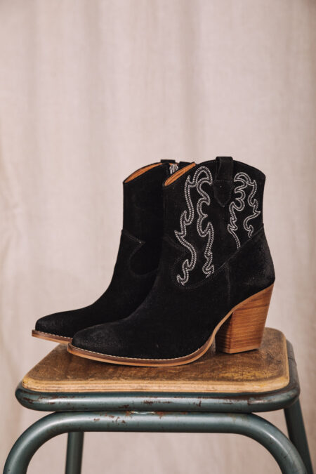 Knugh Luana Girls’ Embroidered Suede Jacket